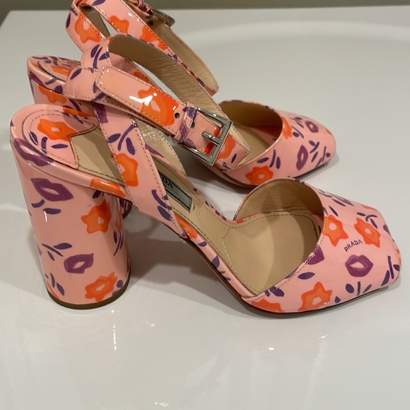 Prada Floral Patent Ankle-Wrap Sandals - Picture 4 of 13